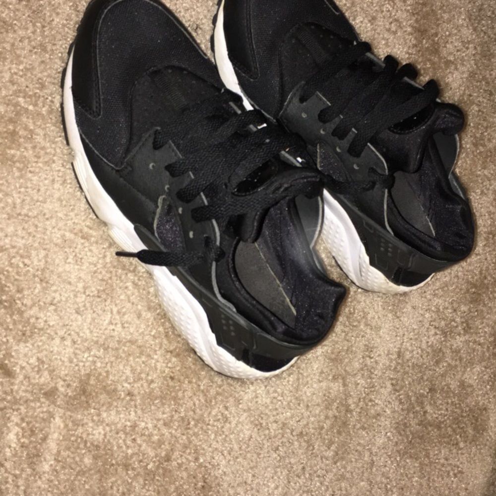 Nikes sneakers